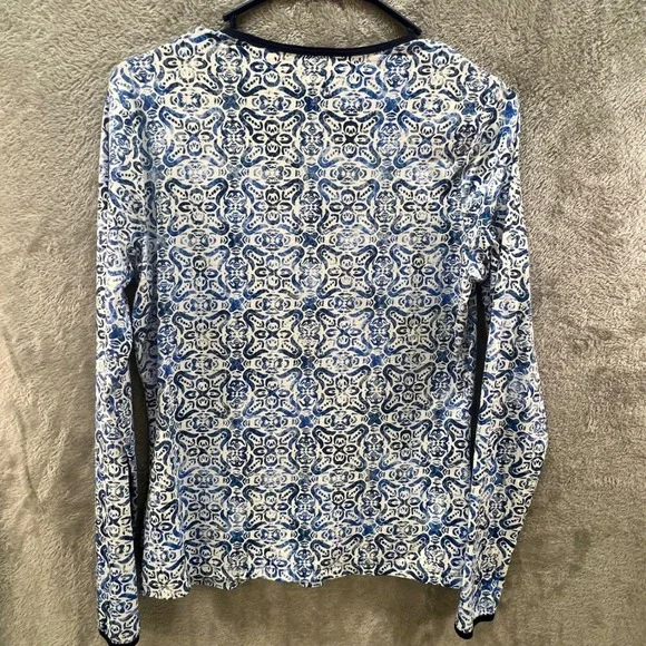 Lands End Womens XS Blue White Geometric Long Sleeve Rash Guard Swim Top - Picture 6 of 7
